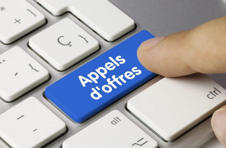 1er    AVIS DE REPORT DE LA DATE LIMITE DE  RECEPTION DES OFFRES RELATIVES A L’APPEL D’OFFRES   N°06/2023  « EXTRACTION DU CALCAIRE AVEC DE L’EXPLOSIF»